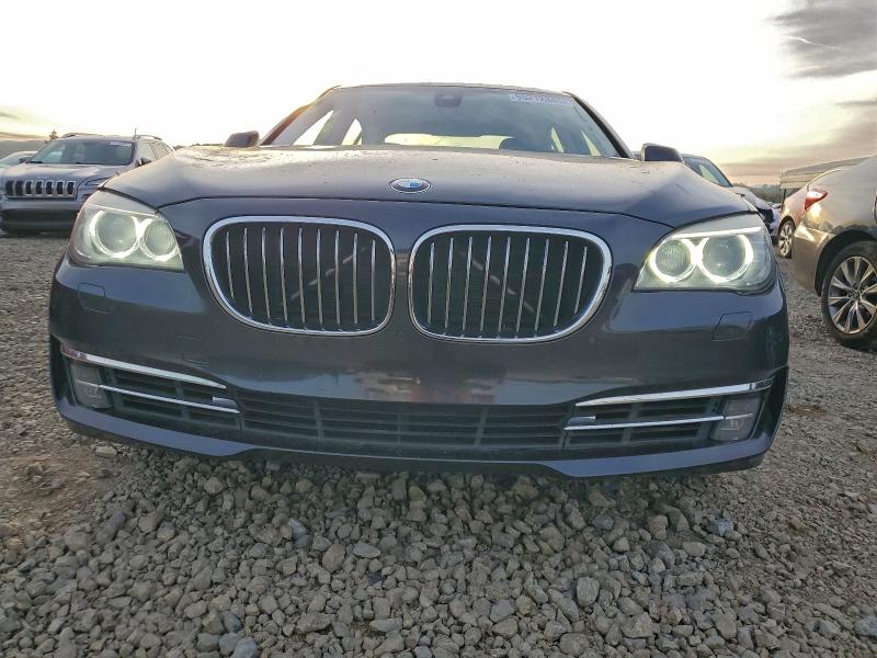 Photo 5 from auction – 2013 BMW 740 LI with VIN WBAYE4C56DDW22553