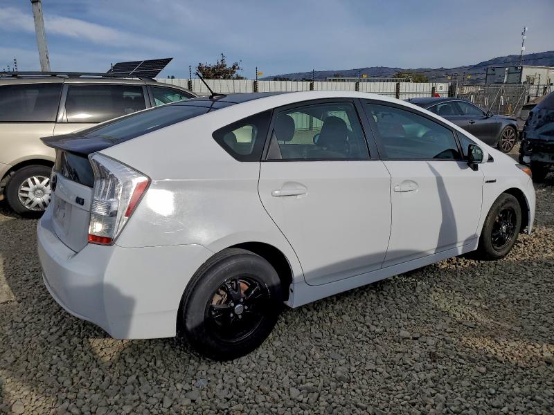 Photo 3 from auction – 2010 TOYOTA PRIUS with VIN JTDKN3DU8A1279959