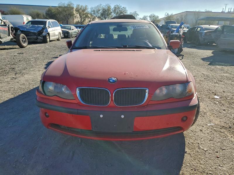 Photo 5 from auction – 2003 BMW 325 I with VIN WBAEV334X3KL79828