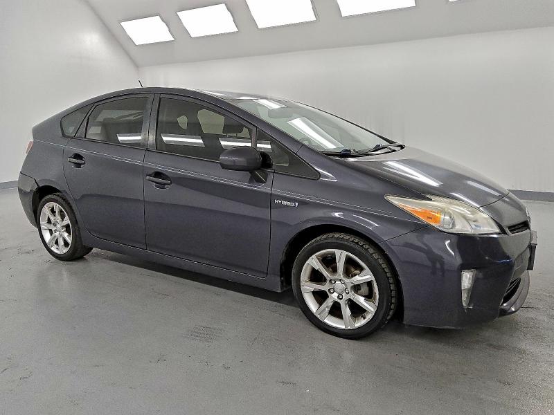 Photo 4 from auction – 2013 TOYOTA PRIUS with VIN JTDKN3DU7D5671537