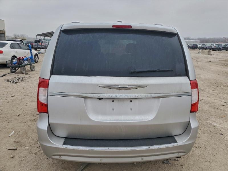 Photo 6 from auction – 2011 CHRYSLER TOWN & COU with VIN 2A4RR5DG5BR739336