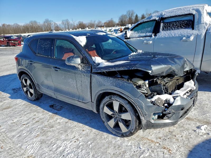 Photo 4 from auction – 2019 VOLVO XC40 T5 MO with VIN YV4162UK0K2150849