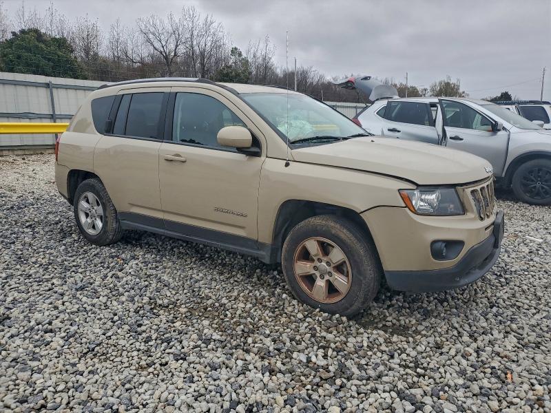 Photo 4 from auction – 2017 JEEP COMPASS LA with VIN 1C4NJCEB0HD198288