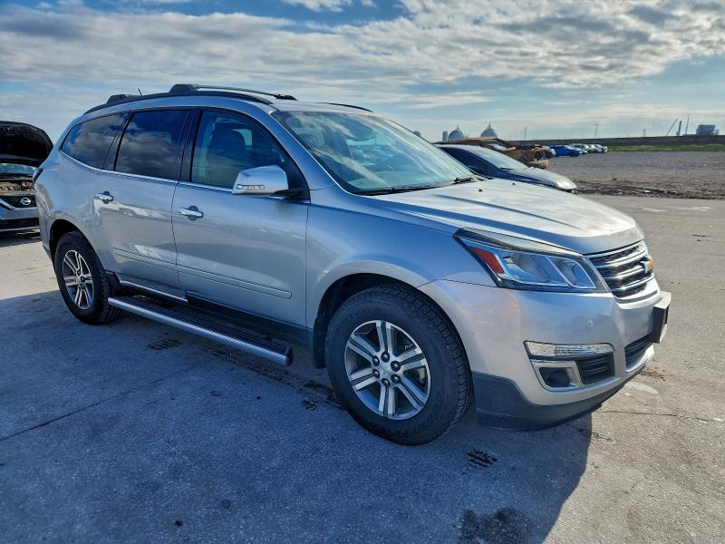 Photo 4 from auction – 2017 CHEVROLET TRAVERSE with VIN 1GNKRHKD5HJ185804