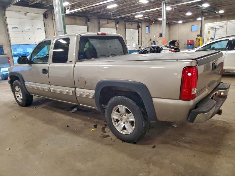 Photo 2 from auction – 1999 CHEVROLET SILVERADO with VIN 2GCEK19T4X1243215