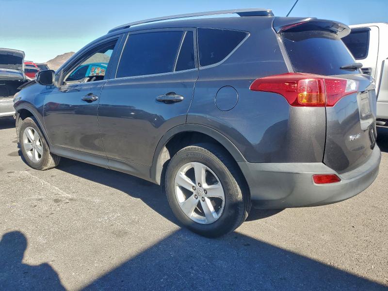 Photo 2 from auction – 2013 TOYOTA RAV4 with VIN JTMWFREV8D5015873