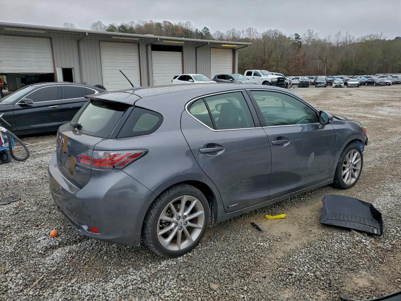 Photo 3 from auction – 2013 LEXUS CT 200 with VIN JTHKD5BH8D2170760