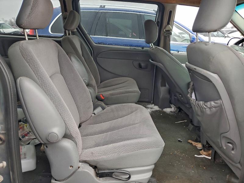 Photo 10 from auction – 2005 DODGE GRAND CARA with VIN 1D4GP24R65B206257