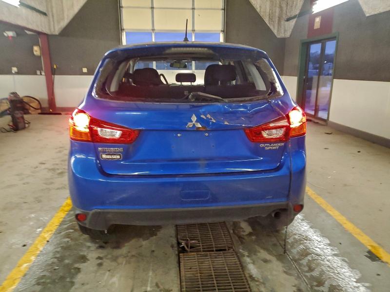 Photo 6 from auction – 2015 MITSUBISHI OUTLANDER with VIN 4A4AP3AU7FE035125