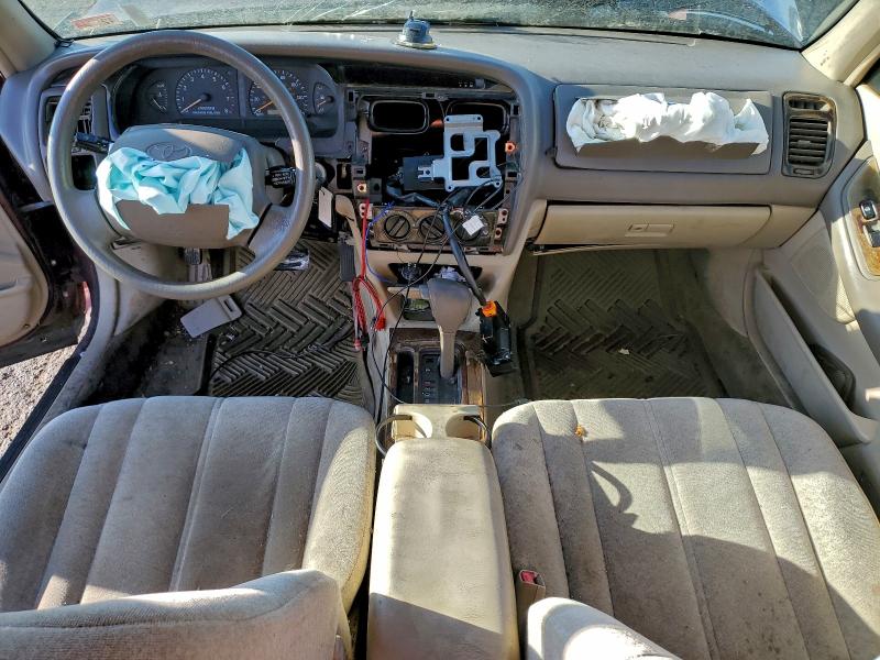 Photo 8 from auction – 1998 TOYOTA AVALON XL with VIN 4T1BF18B0WU279370