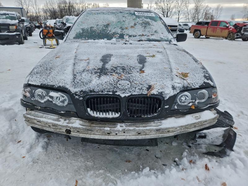 Photo 5 from auction – 2001 BMW 325 I with VIN WBAAN37451NE55057