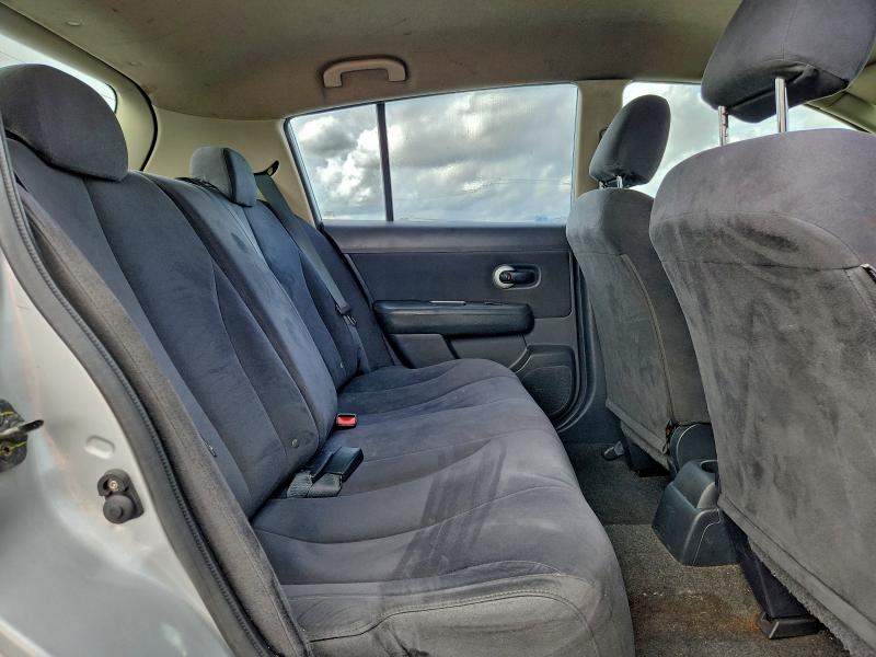 Zdjęcie 10 z aukcji – 2008 NISSAN VERSA S z VIN 3N1BC13E68L460231