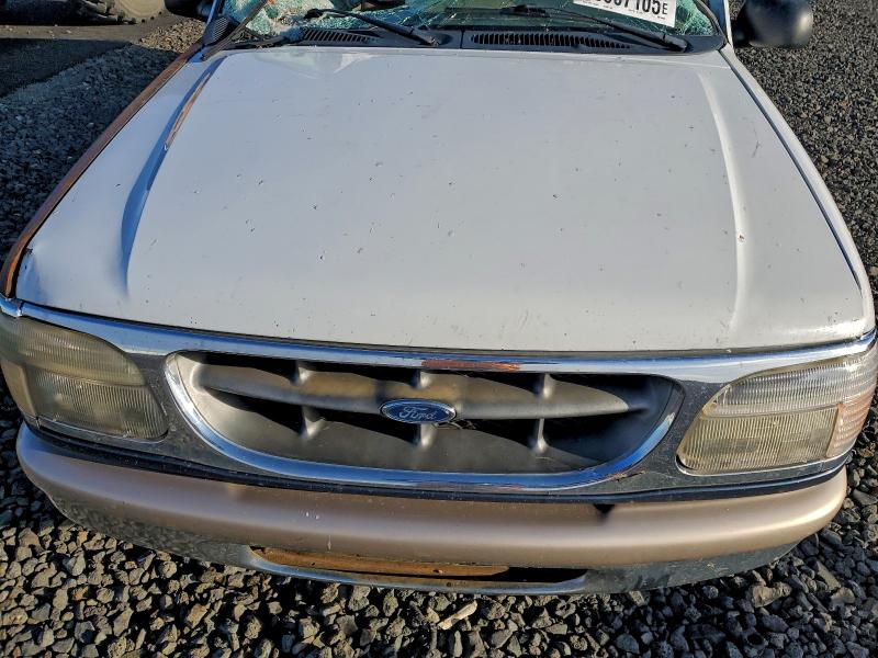 Photo 12 from auction – 1998 FORD EXPLORER with VIN 1FMZU34E7WZA88029