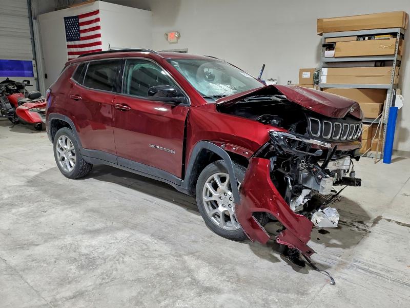 Фото 4 с аукциона – 2022 JEEP COMPASS LA с VIN 3C4NJDFB4NT152716
