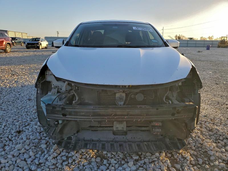 Photo 5 from auction – 2019 NISSAN SENTRA S with VIN 3N1AB7AP2KY306471