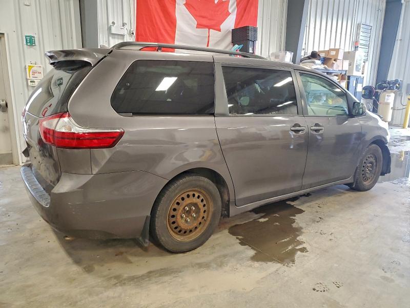 Photo 3 from auction – 2018 TOYOTA SIENNA LE with VIN 5TDKZ3DC8JS924902