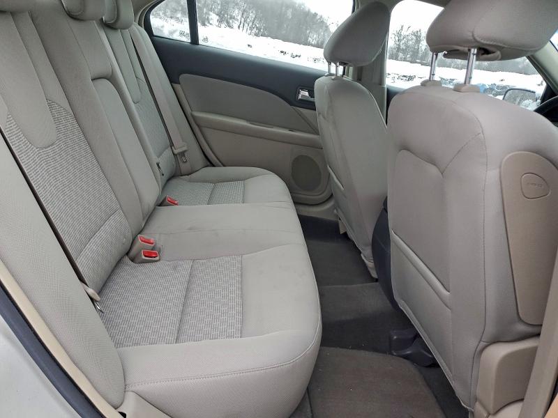 Photo 10 from auction – 2010 FORD FUSION SE with VIN 3FAHP0HA2AR187938
