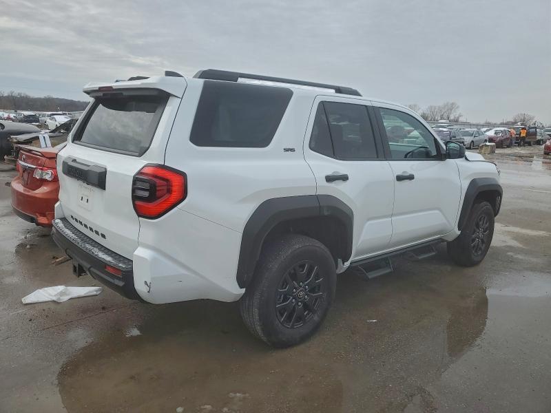 Photo 3 from auction – 2025 TOYOTA 4RUNNER SR with VIN JTEVA5BR7S5024115