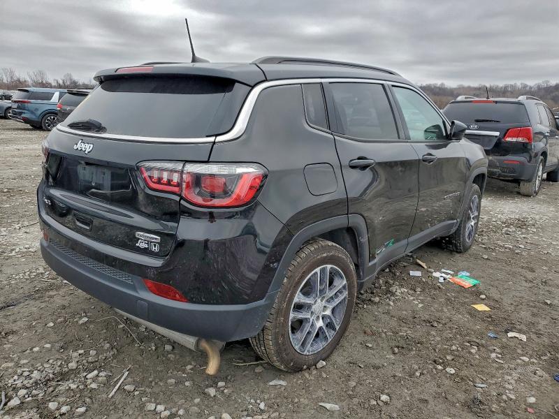 Photo 3 from auction – 2020 JEEP COMPASS LA with VIN 3C4NJDBB9LT131833