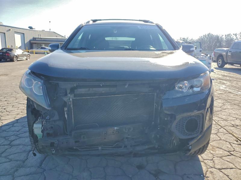 Photo 5 from auction – 2012 KIA SORENTO BA with VIN 5XYKT3A61CG231928
