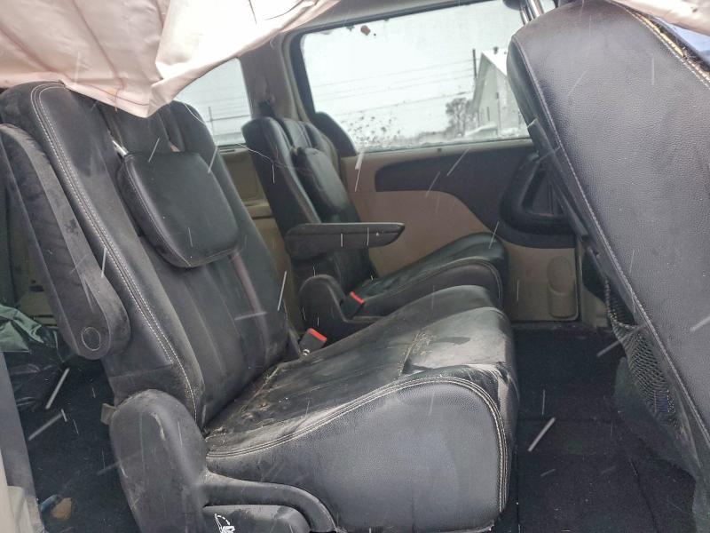 Photo 11 from auction – 2014 CHRYSLER TOWN & COU with VIN 2C4RC1BG3ER461110