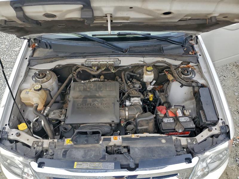 Photo 12 from auction – 2011 FORD ESCAPE LIM with VIN 1FMCU0EG1BKB28435