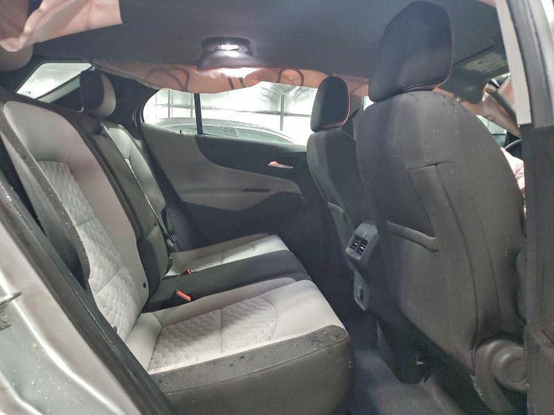 Photo 11 from auction – 2018 CHEVROLET EQUINOX LS with VIN 2GNAXREV2J6164830