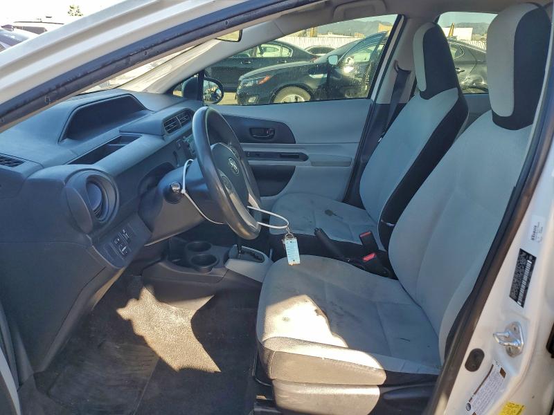 Photo 7 from auction – 2014 TOYOTA PRIUS C with VIN JTDKDTB31E1069285