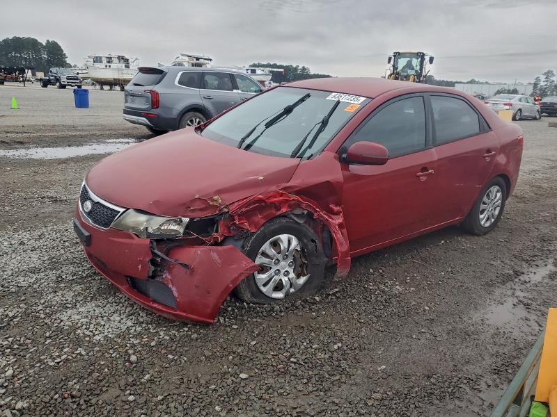 KIA FORTE EX 2013 with VIN KNAFU4A27D5682838 - Photo from auction