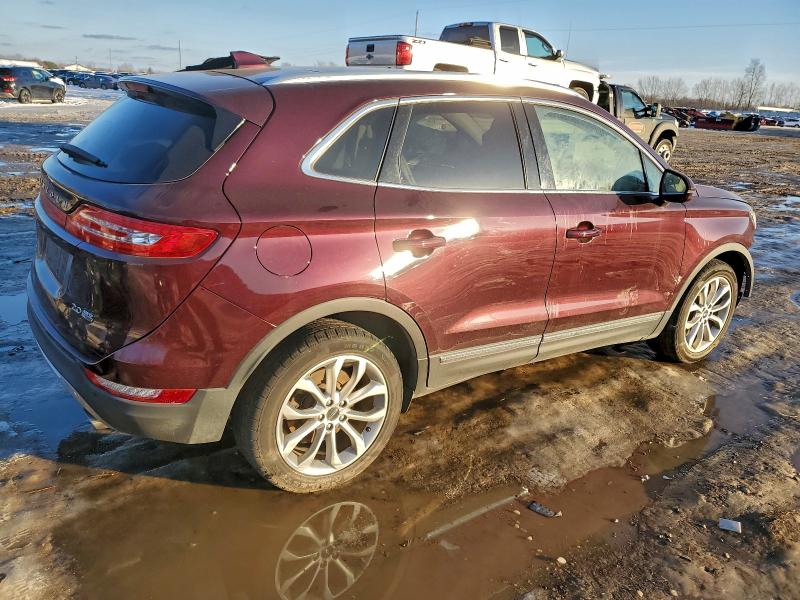 Photo 3 from auction – 2016 LINCOLN MKC SELECT with VIN 5LMCJ2D9XGUJ00276