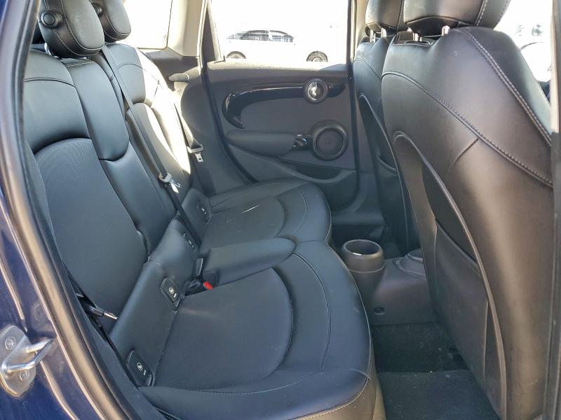 Photo 10 from auction – 2016 MINI COOPER S with VIN WMWXU3C51G2B63279