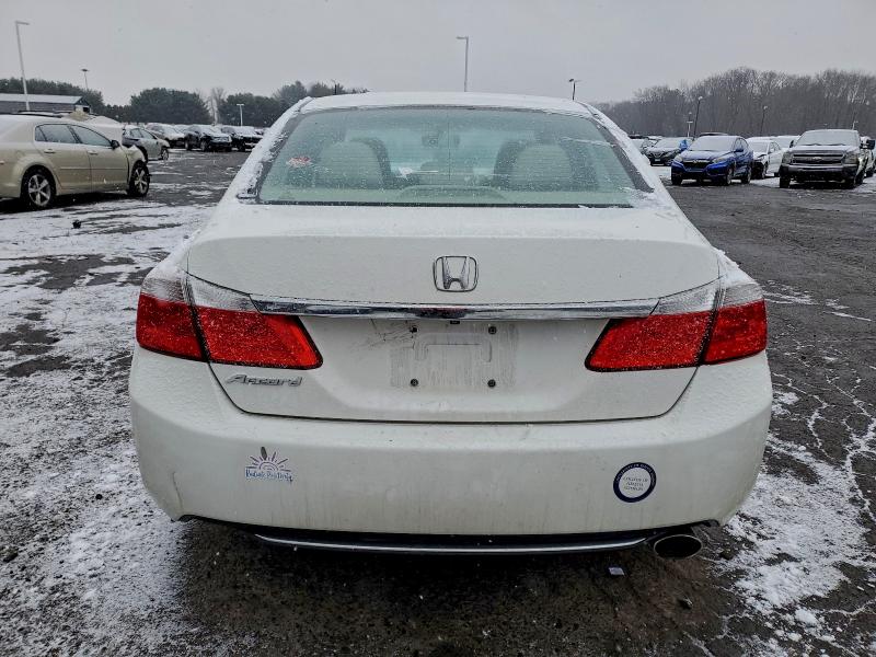 Photo 6 from auction – 2015 HONDA ACCORD EX with VIN 1HGCR2F74FA206042