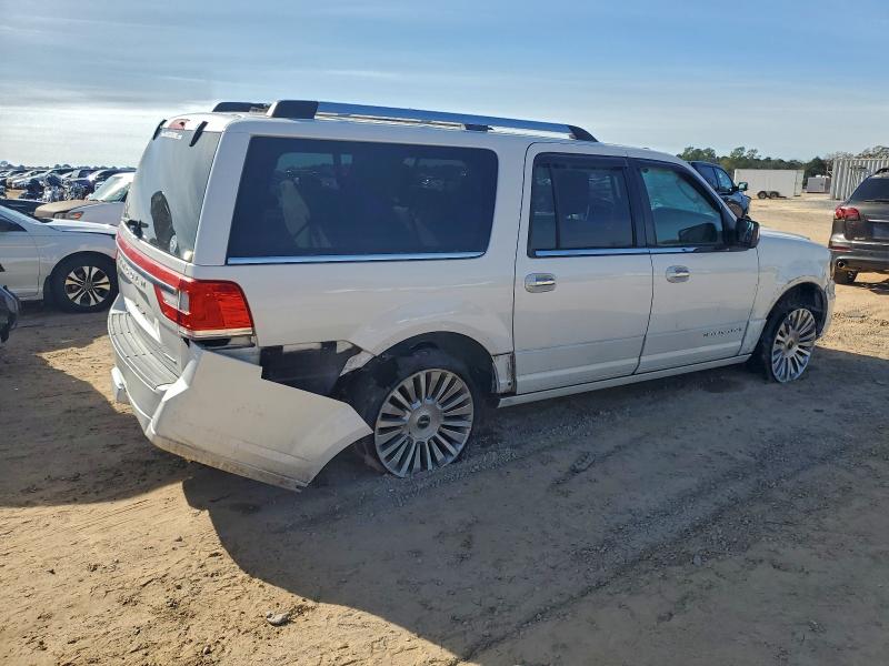 Photo 3 from auction – 2015 LINCOLN NAVIGATOR with VIN 5LMJJ3HT9FEJ07540