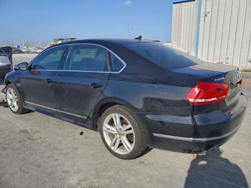 Photo 2 from auction – 2014 VOLKSWAGEN PASSAT SEL with VIN 1VWCN7A36EC092587