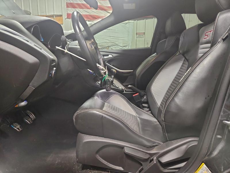 Photo 7 from auction – 2017 FORD FOCUS ST with VIN 1FADP3L9XHL275660