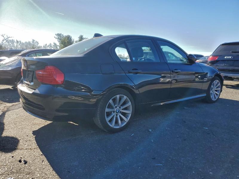 Photo 3 from auction – 2009 BMW 328 XI with VIN WBAPK73549A456581
