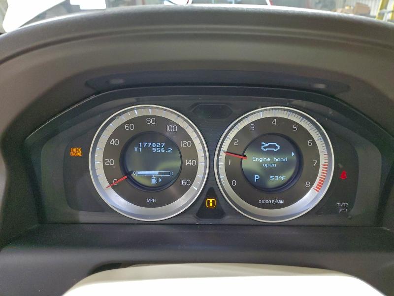 Photo 9 from auction – 2013 VOLVO XC60 3.2 with VIN YV4952DZ8D2410307
