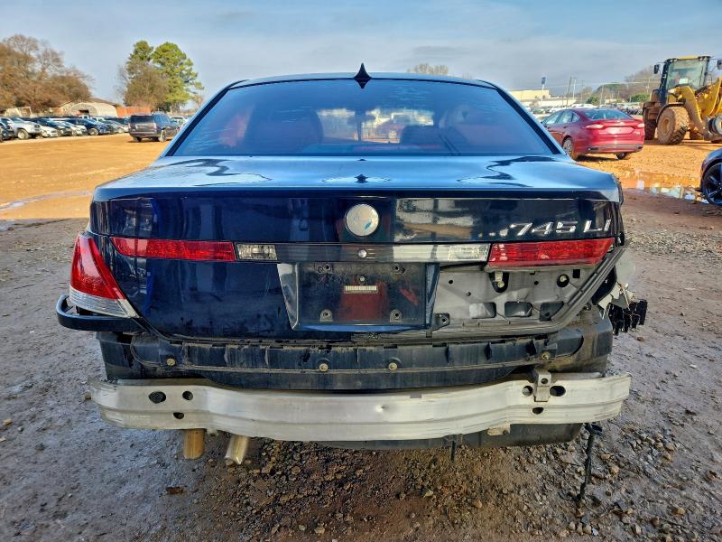 Photo 6 from auction – 2005 BMW 745 LI with VIN WBAGN635X5DS60459
