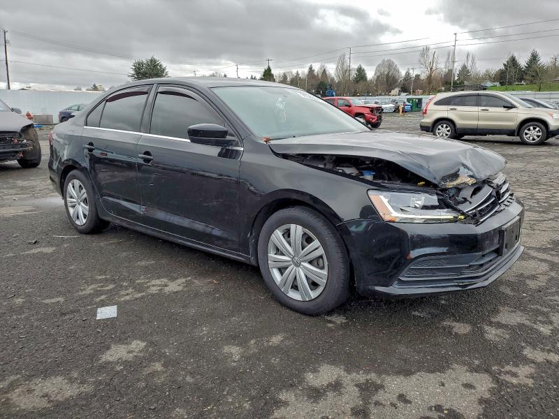 Photo 4 from auction – 2017 VOLKSWAGEN JETTA S with VIN 3VW2B7AJ1HM403283