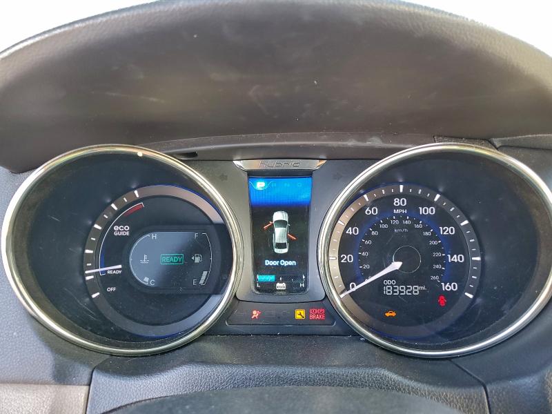 Photo 9 from auction – 2012 HYUNDAI SONATA with VIN KMHEC4A40CA028123