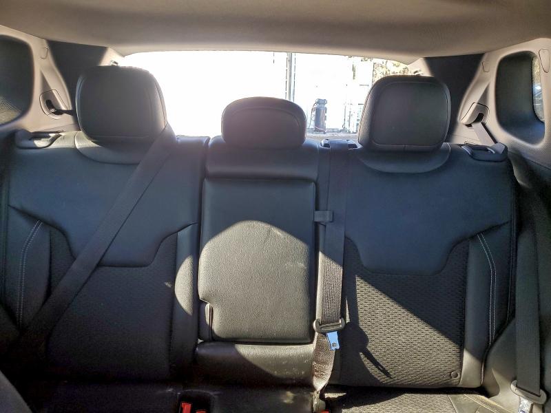 Photo 10 from auction – 2023 JEEP COMPASS LA with VIN 3C4NJDBN9PT502098