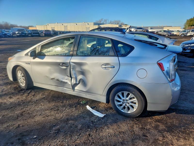Photo 2 from auction – 2014 TOYOTA PRIUS PLUG with VIN JTDKN3DPXE3054317