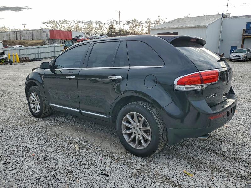 Photo 2 from auction – 2013 LINCOLN MKX with VIN 2LMDJ6JK8DBL04814