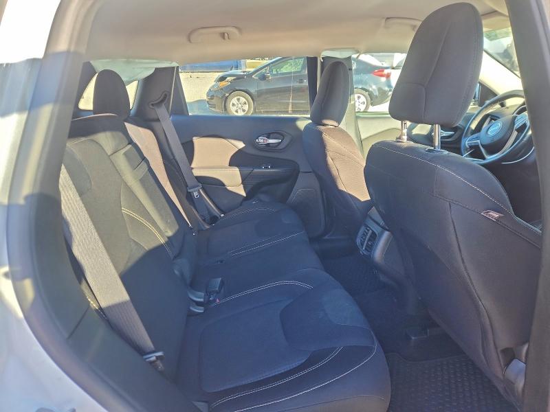 Photo 11 from auction – 2016 JEEP CHEROKEE with VIN 1C4PJMCS4GW254480