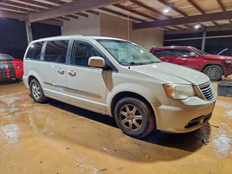 Photo 4 from auction – 2012 CHRYSLER TOWN & COU with VIN 2C4RC1BGXCR305983