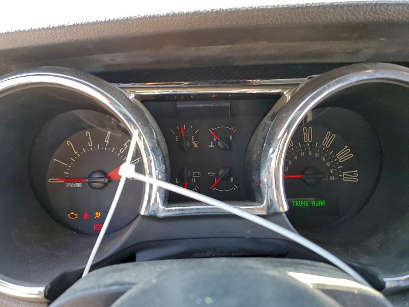 Photo 9 from auction – 2005 FORD MUSTANG with VIN 1ZVHT80N655101667
