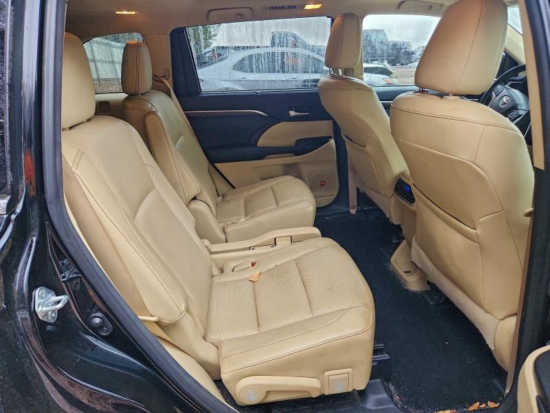 Photo 10 from auction – 2015 TOYOTA HIGHLANDER with VIN 5TDDKRFH5FS174701