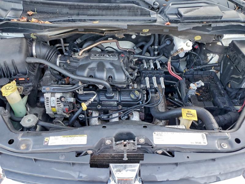 Photo 12 from auction – 2010 DODGE GRAND CARA with VIN 2D4RN5D10AR209760
