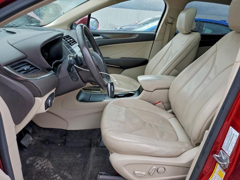 Photo 7 from auction – 2017 LINCOLN MKC RESERV with VIN 5LMCJ3D95HUL54324
