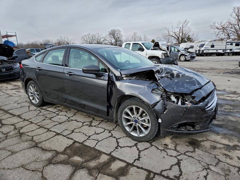 Photo 4 from auction – 2017 FORD FUSION SE with VIN 3FA6P0H74HR410969
